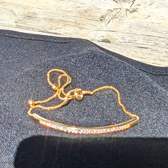 NIB- Crystal Pavé Bar Bracelet‎ - Picture 8 of 8